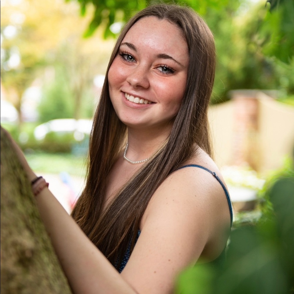 Meet your Posher, Kayla